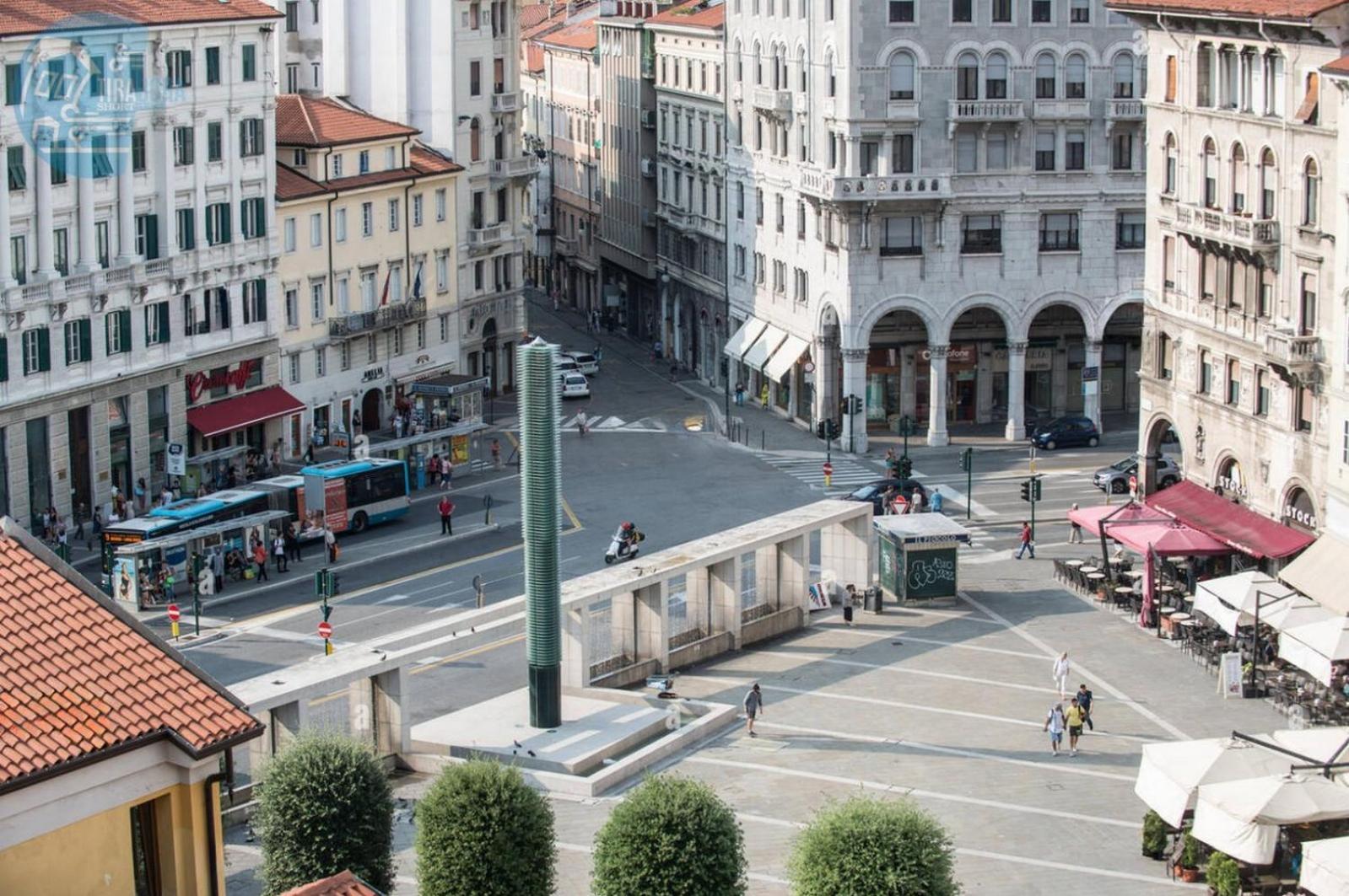 Imbriani 2 Tirabora Short Rent Apartamento Trieste Exterior foto